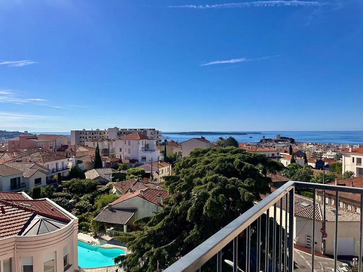 T3 Sea View Walking Distance Of Palais, Ac , Parking, Terrace Apartment Cannes