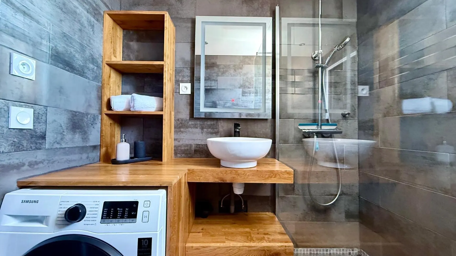 T3 Sea View Walking Distance Of Palais, Ac , Parking, Terrace Διαμέρισμα Κάννες