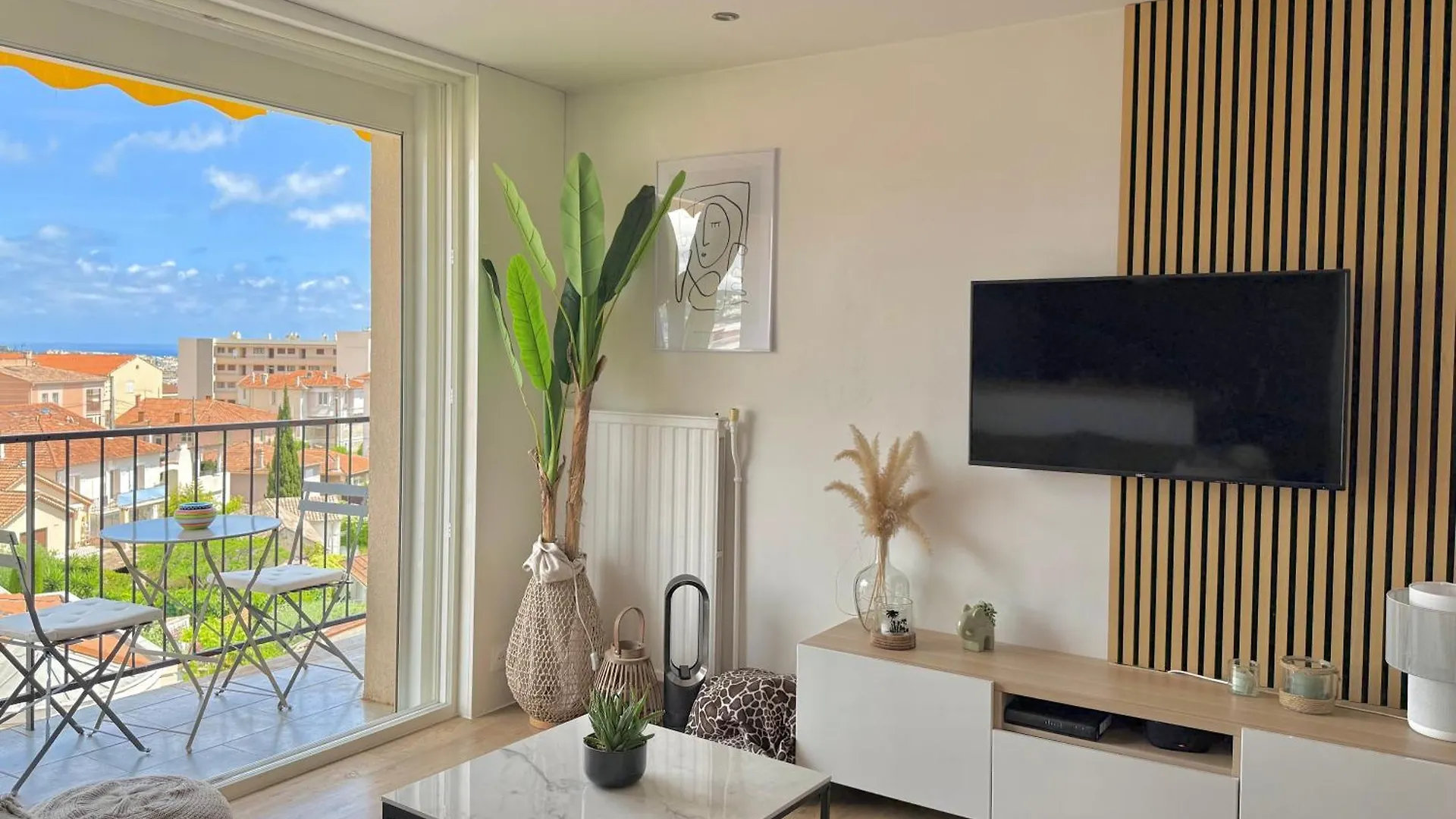 T3 Sea View Walking Distance Of Palais, Ac , Parking, Terrace Διαμέρισμα Κάννες 0*,  Γαλλία